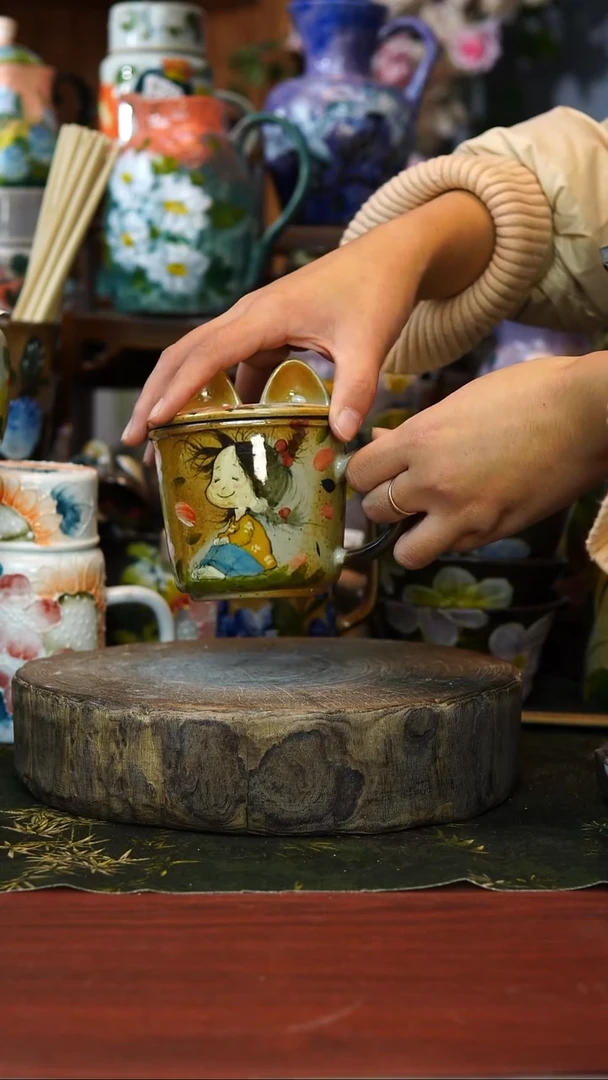 花瓶/杯子/碗微瑕178号景德镇手工手绘釉下彩