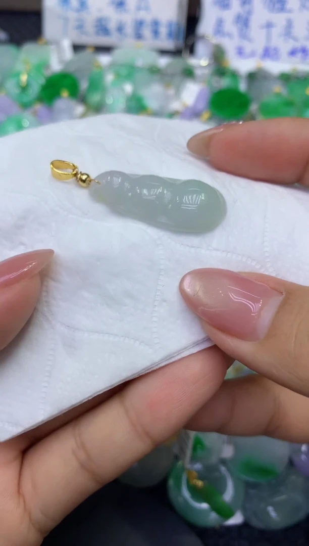 颈饰未镶嵌翡翠天然缅甸A货翡翠