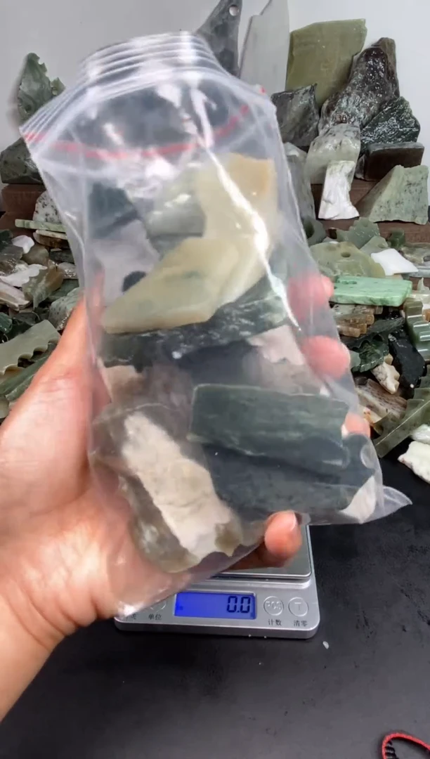 未镶嵌和田玉摆件25