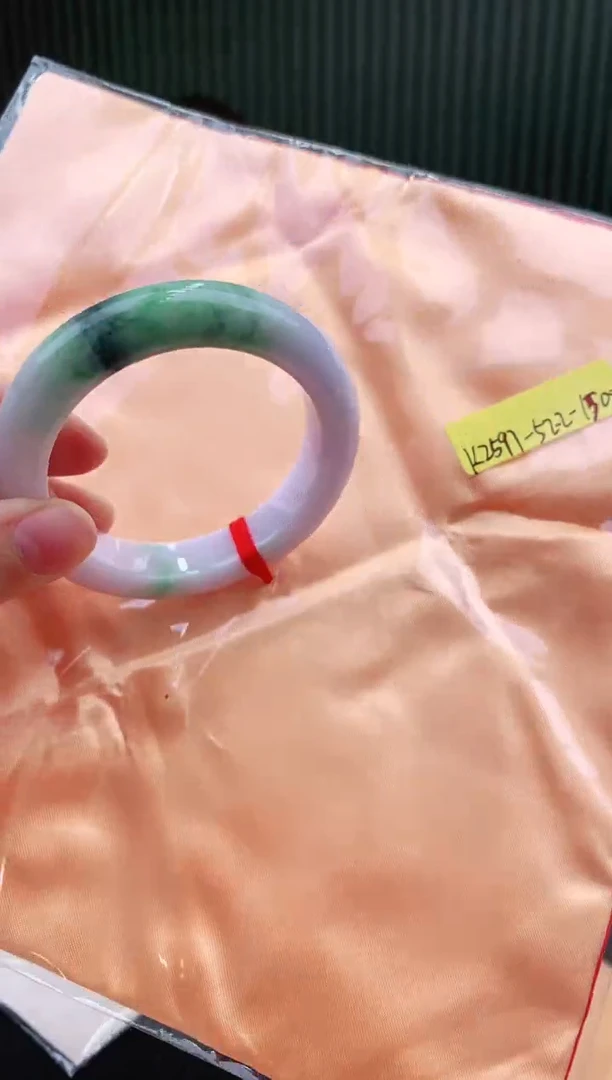 未镶嵌手镯翡翠52