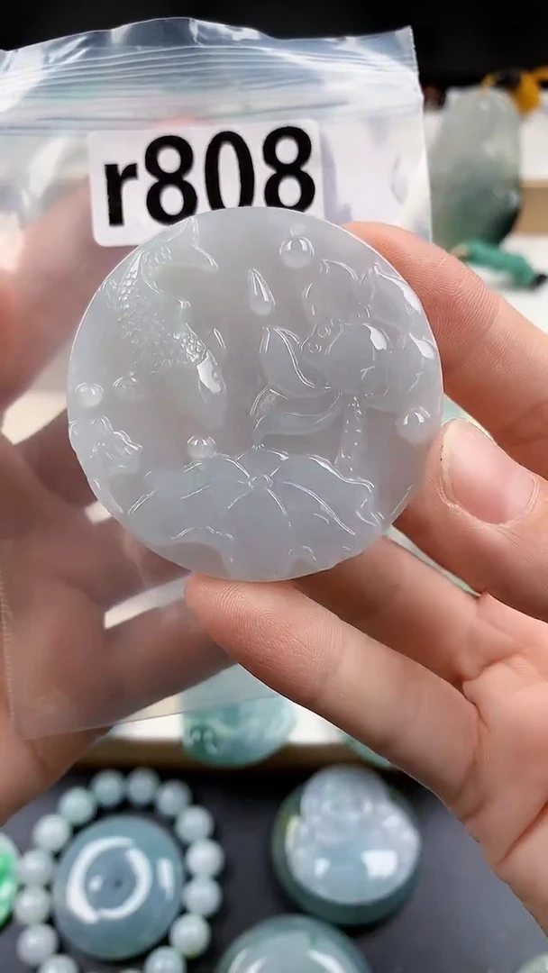 颈饰未镶嵌翡翠天然翡翠吊坠挂件