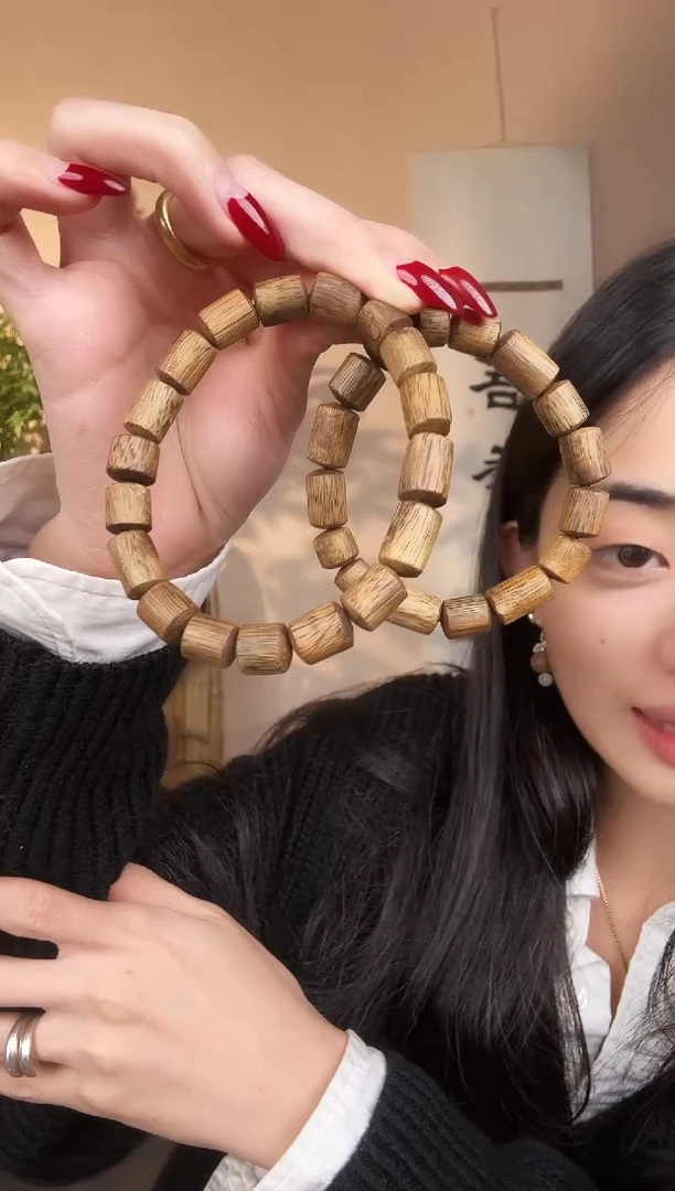 【闪购商品】沉香手串桶珠随型单圈1件多样性发货-