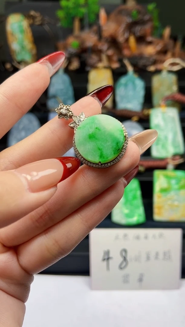 【闪购商品】定制翡翠未镶嵌翡翠A货