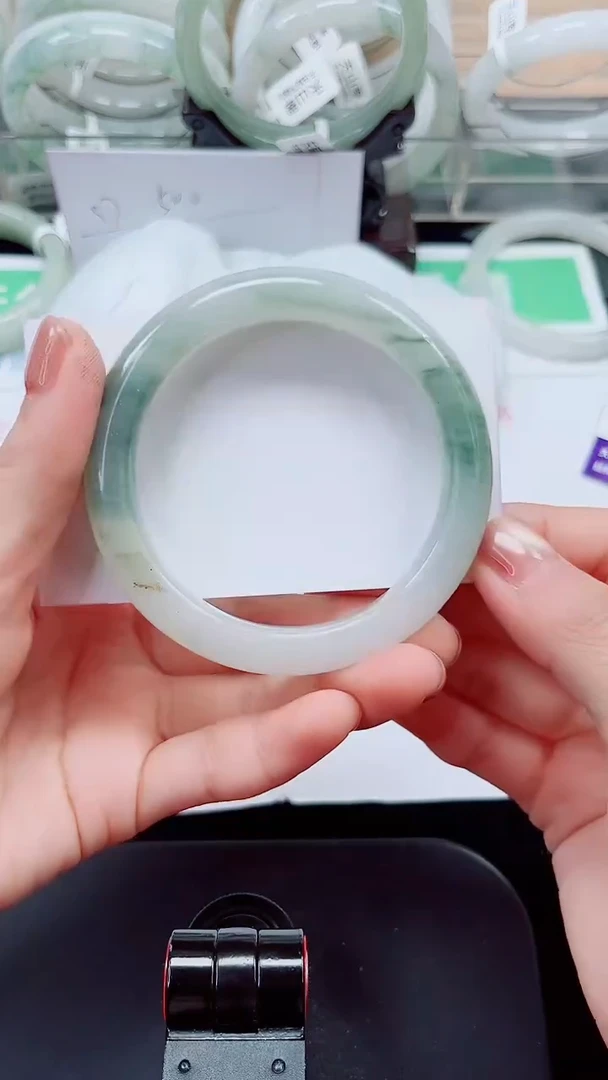 未镶嵌手镯石英质玉23-55/56