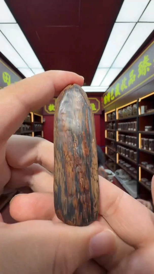 沉香吊坠多样性发一 越南