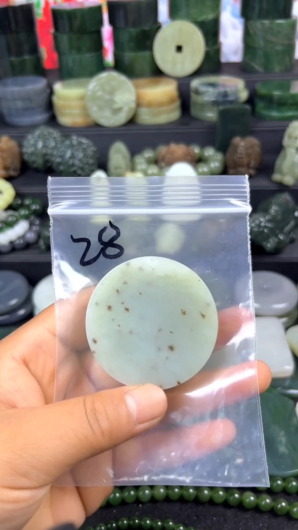 和田玉未镶嵌珠宝半成品镯芯