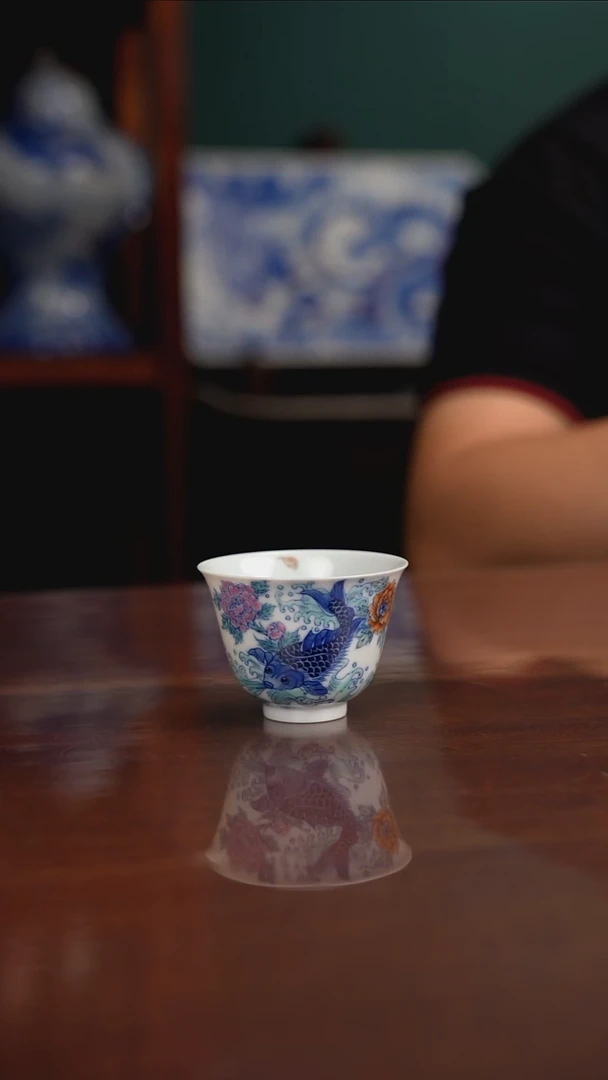 晓月窑青花斗彩主人杯