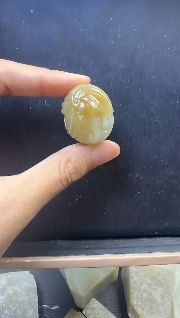 和田玉未镶嵌颈饰24