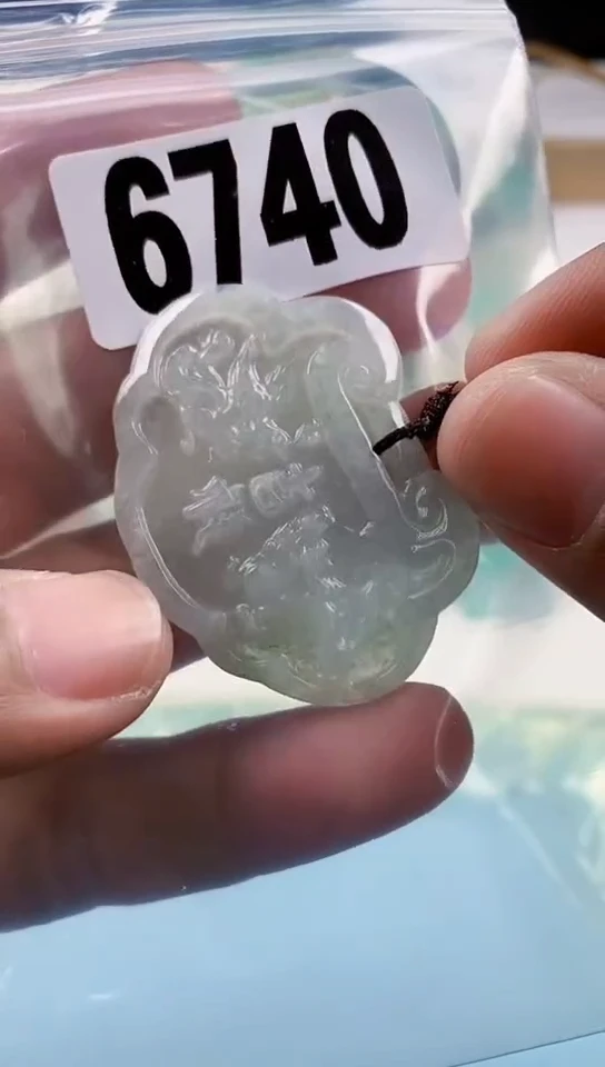 【闪购商品】翡翠挂件未镶嵌天然翡翠吊坠挂件
