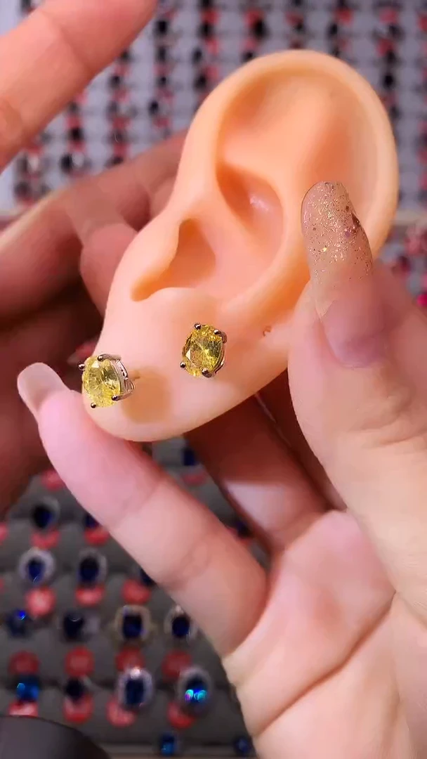 【闪购商品】黄晶耳饰银S925镶嵌1111