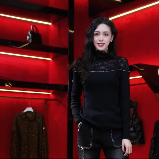 阿鱼家 秋冬新款显瘦百搭蕾丝保暖修身长袖时尚上衣A442