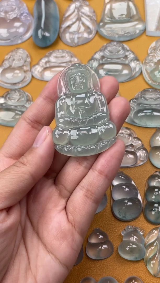 翡翠未镶嵌吊坠(不含链)观音