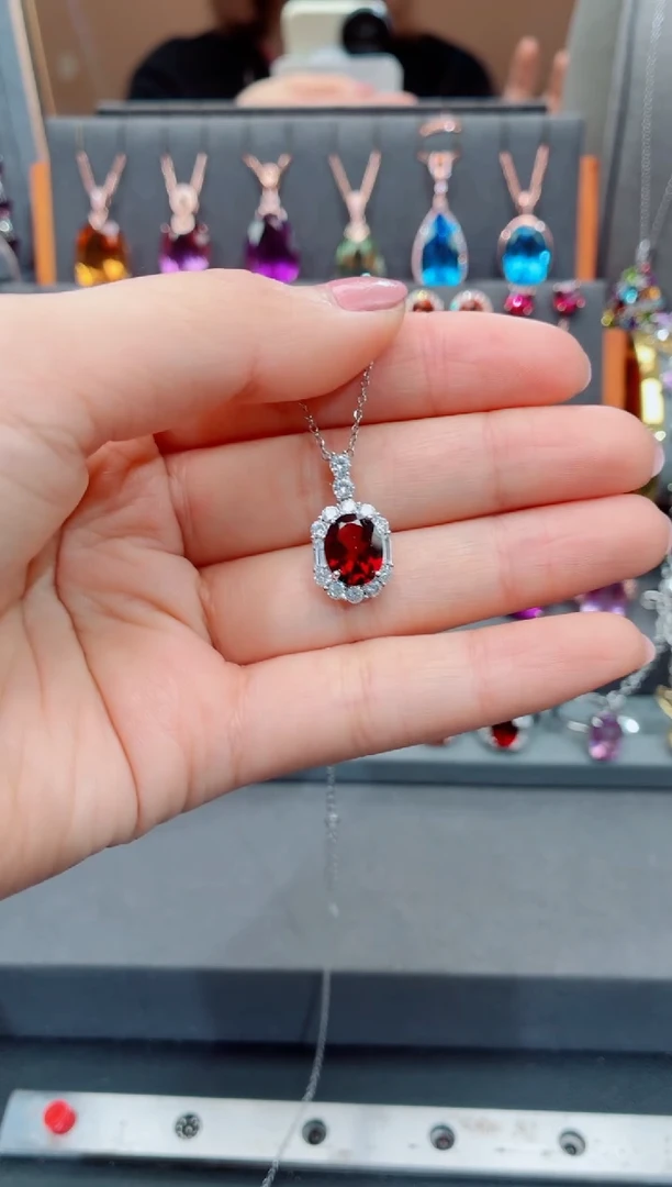 银S925镶嵌吊坠石榴石石榴石吊坠