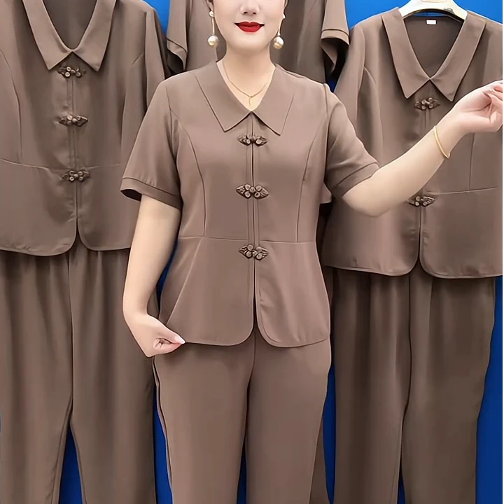 洋气潮流复古盘扣妈妈减龄短袖套装2025年时尚休闲薄款两件套女装