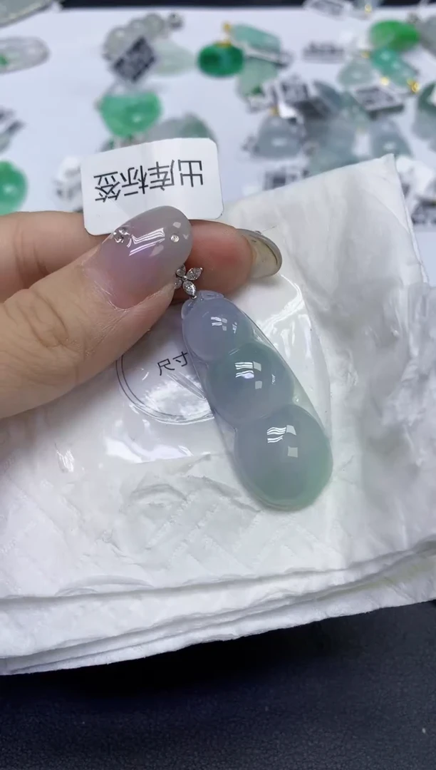 颈饰18K金镶嵌翡翠天然缅甸翡翠A货百元以上9元证书费自理