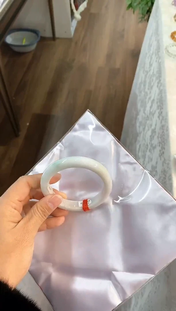未镶嵌手镯翡翠翡翠手镯4