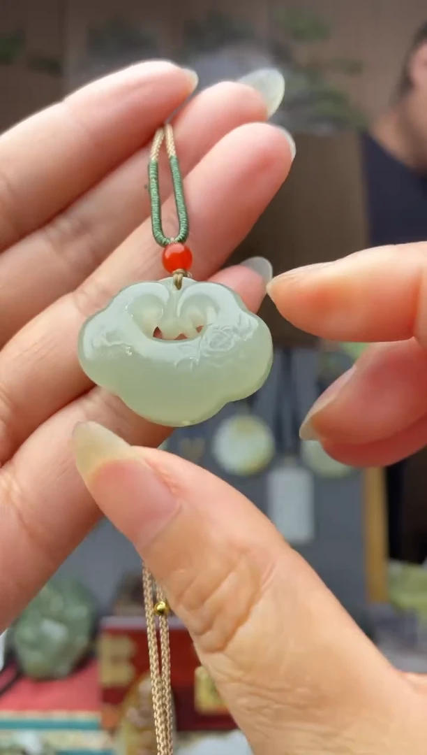 颈饰未镶嵌和田玉拍一发一