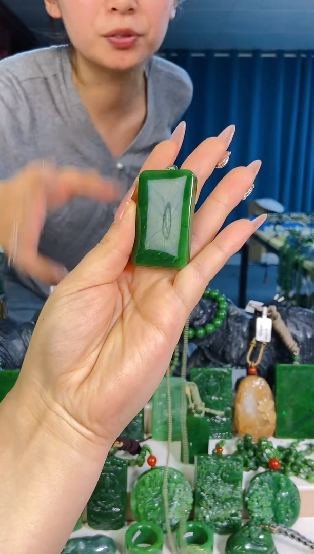 和田玉未镶嵌挂件1