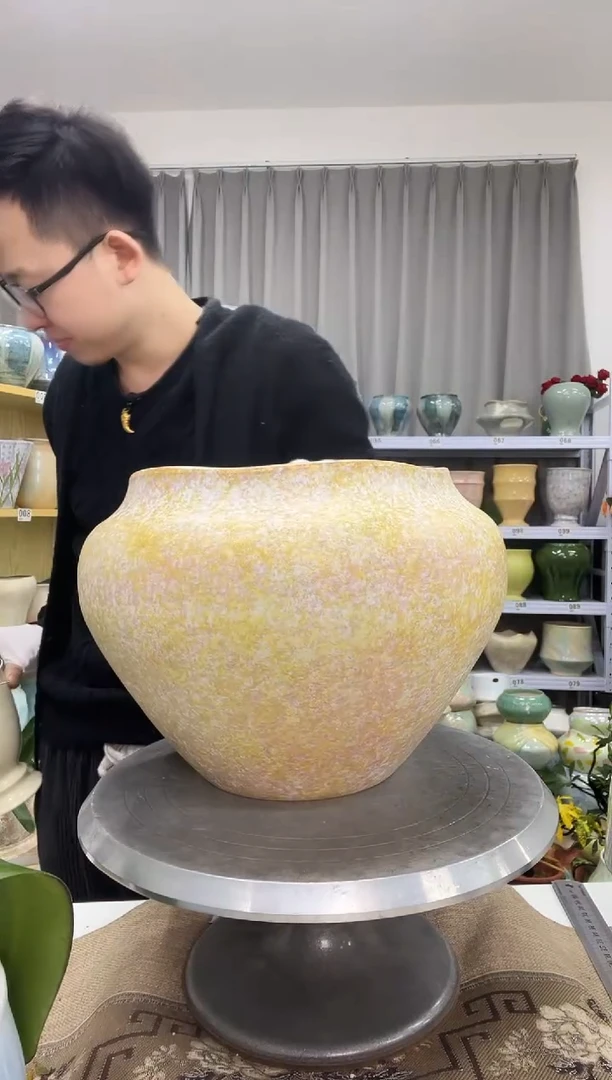 1.5花盆尺寸高： 21   口： 20