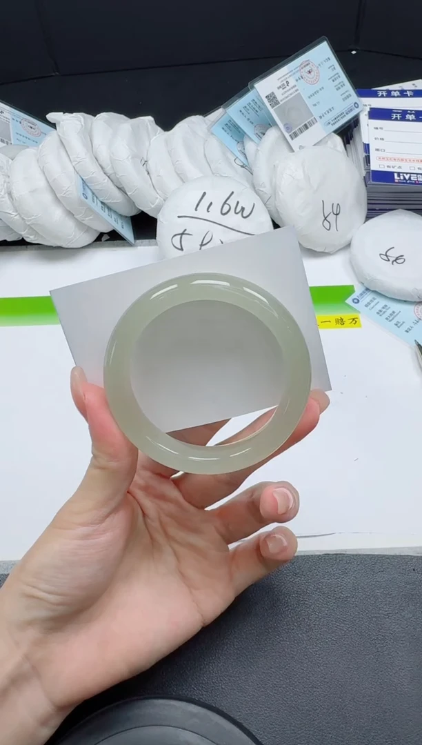 未镶嵌手镯石英质玉058-52