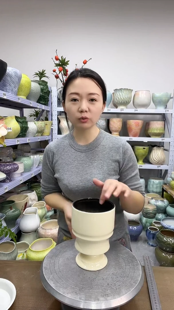 【12.7号】花盆  高：17  口：12