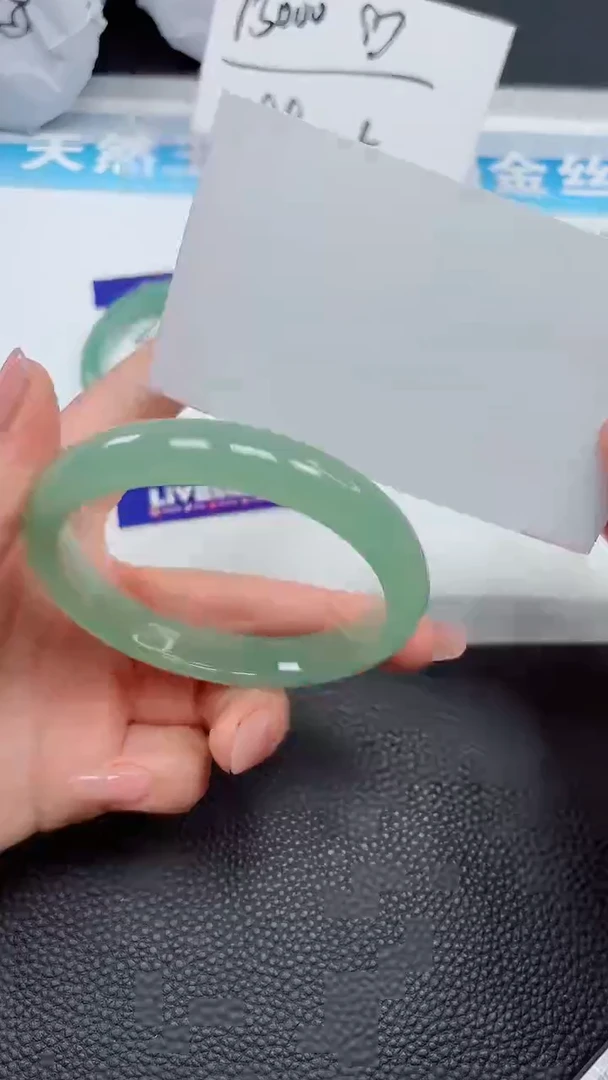 【闪购商品】石英质玉手镯未镶嵌274