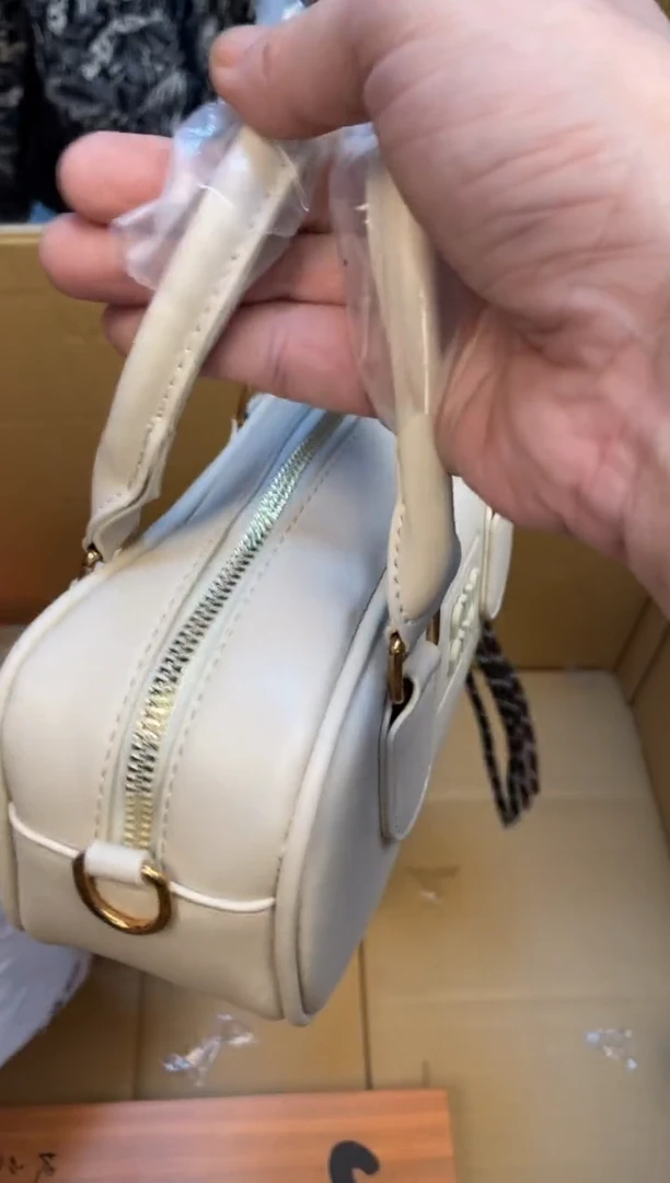 羊皮（革）贺*爱如图所示 老崔精选