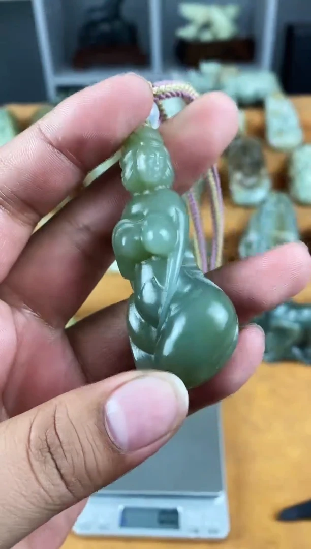 未镶嵌和田玉挂件1