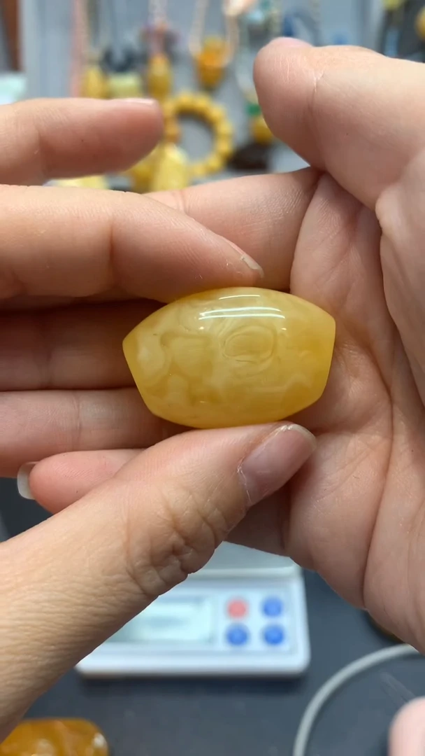 【闪购商品】琥珀珠宝奇石未镶嵌257）2发1