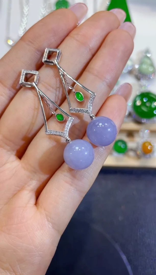 颈饰18K金镶嵌翡翠团购12