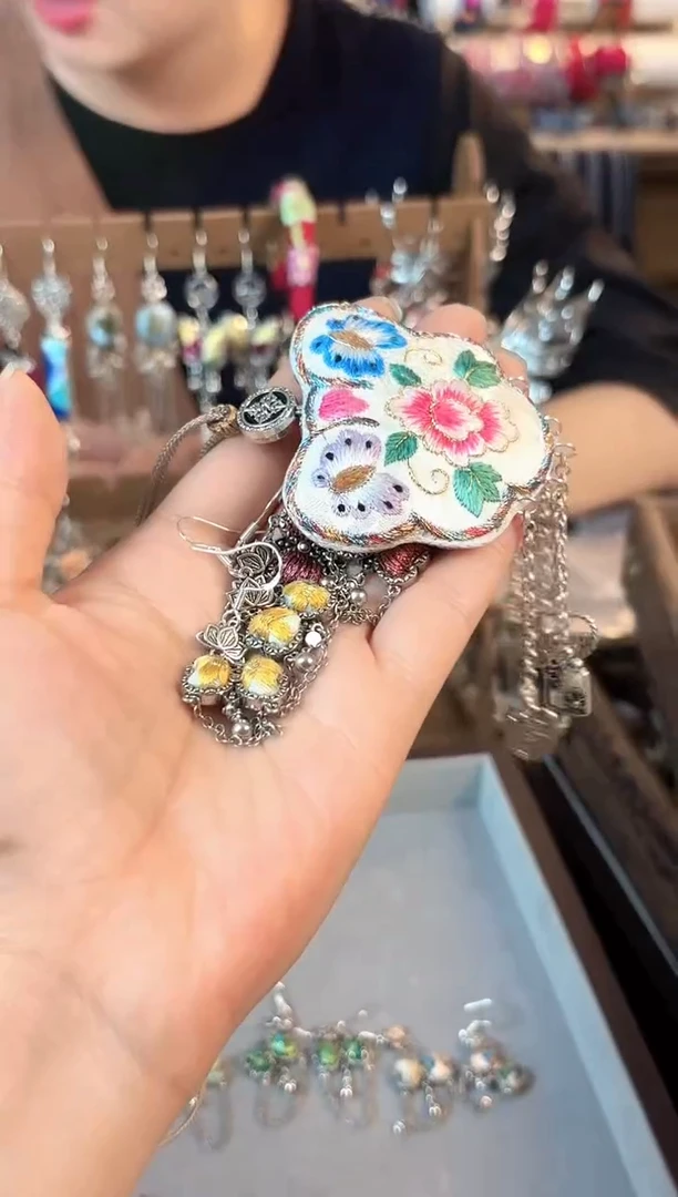 织绣橘*彩云南阁非遗老绣468