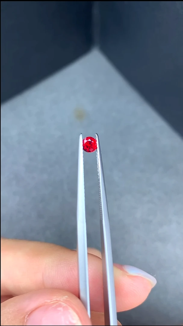 裸石红宝石32分老烧
