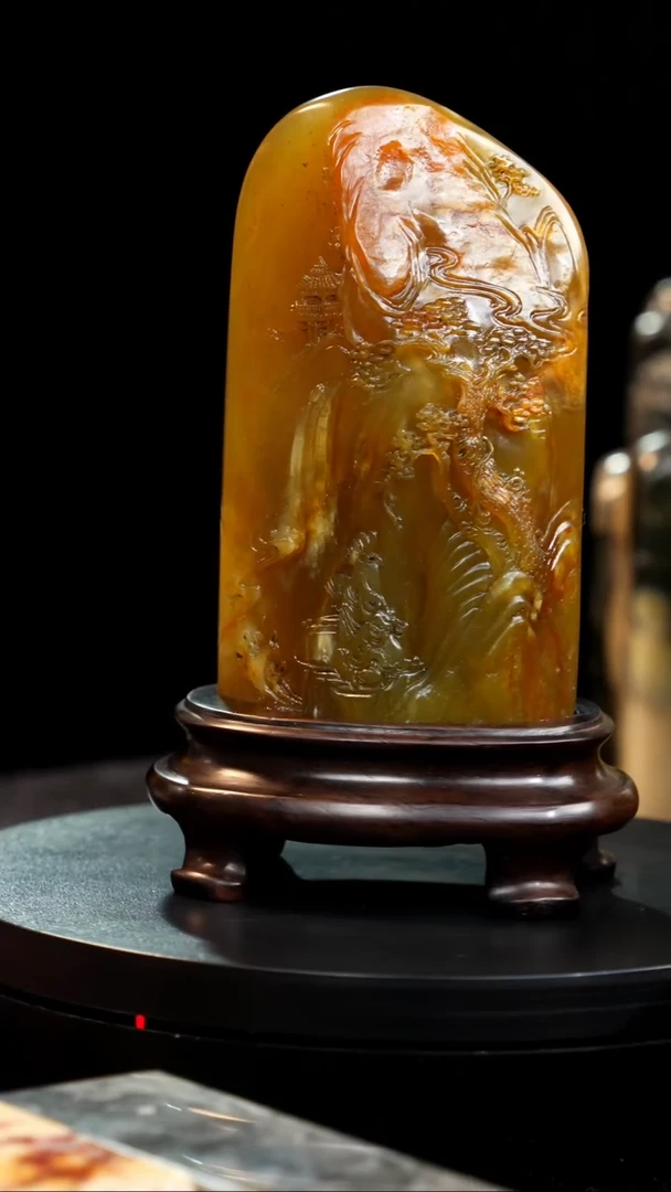 田黄石精品玻璃冻田黄