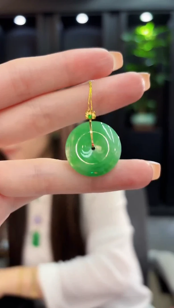 颈饰18K金镶嵌翡翠 缅料A货/支持复检/一件