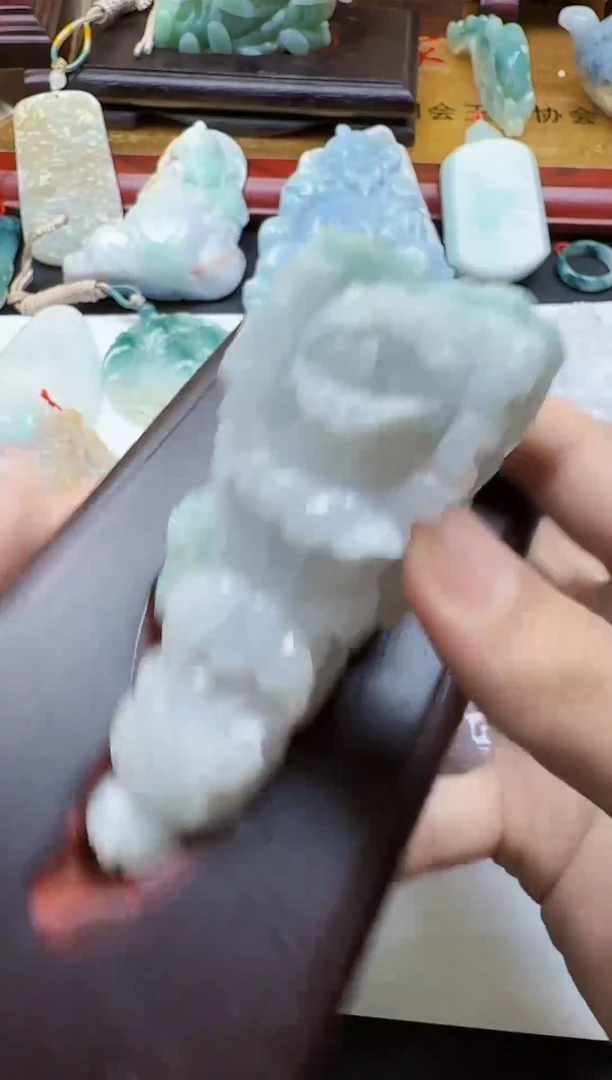 吊坠(不含链)未镶嵌翡翠1