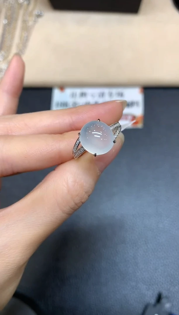 【闪购商品】翡翠戒指18K金镶嵌【无鉴赏期