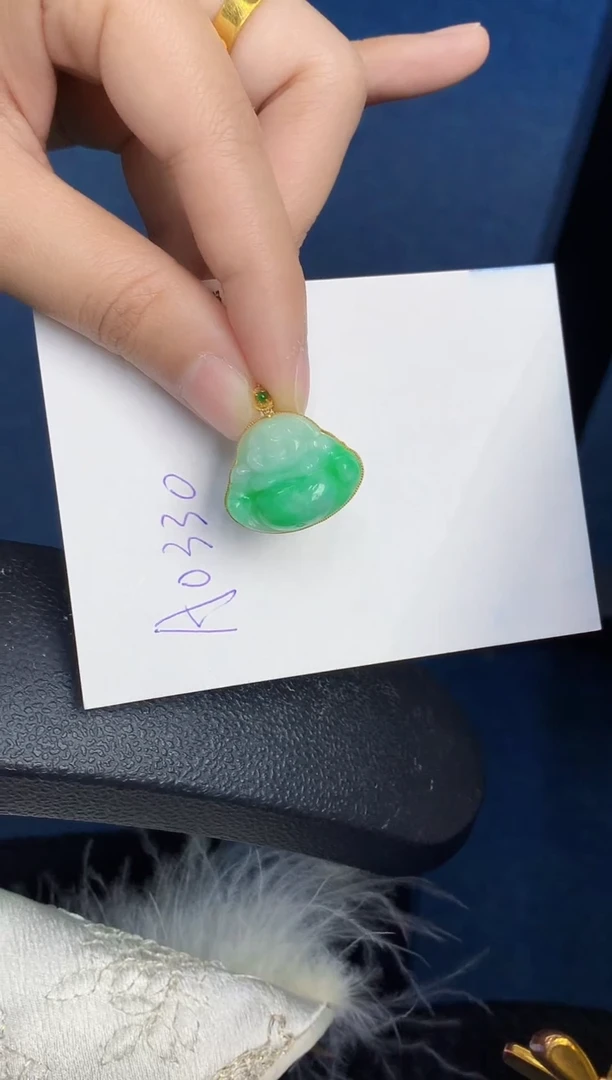 【闪购商品】翡翠颈饰18K金镶嵌000000000