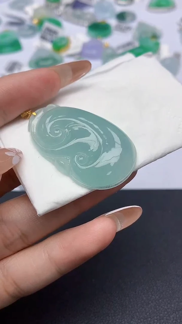 颈饰18K金镶嵌翡翠天然缅甸a货翡翠百元以上9元证书费自理1