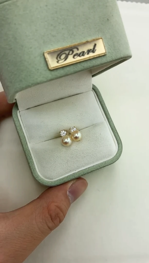 银S925镶嵌DA海水珍珠羽皇金耳饰7-8 BQ379