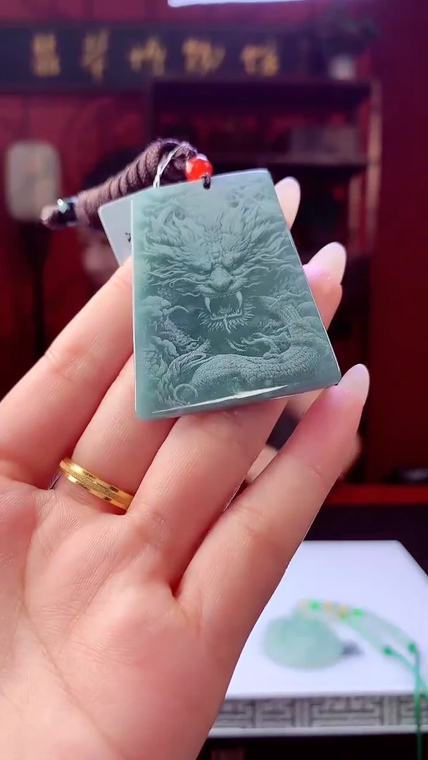 翡翠未镶嵌颈饰天然翡翠(拍一发一）
