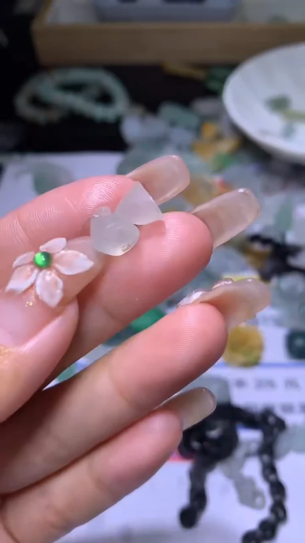 【闪购商品】定制翡翠未镶嵌MJX026453