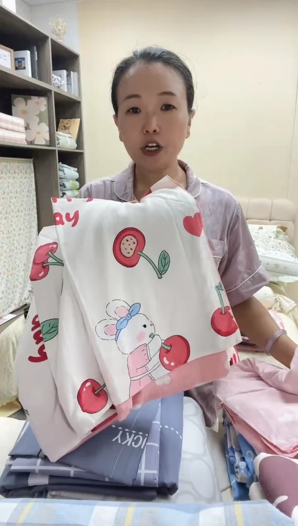 棉小号三件套  樱桃