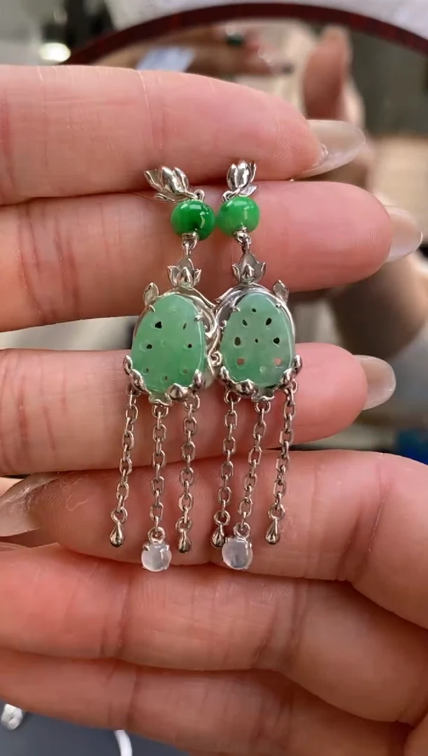 颈饰银S925镶嵌翡翠净货15887