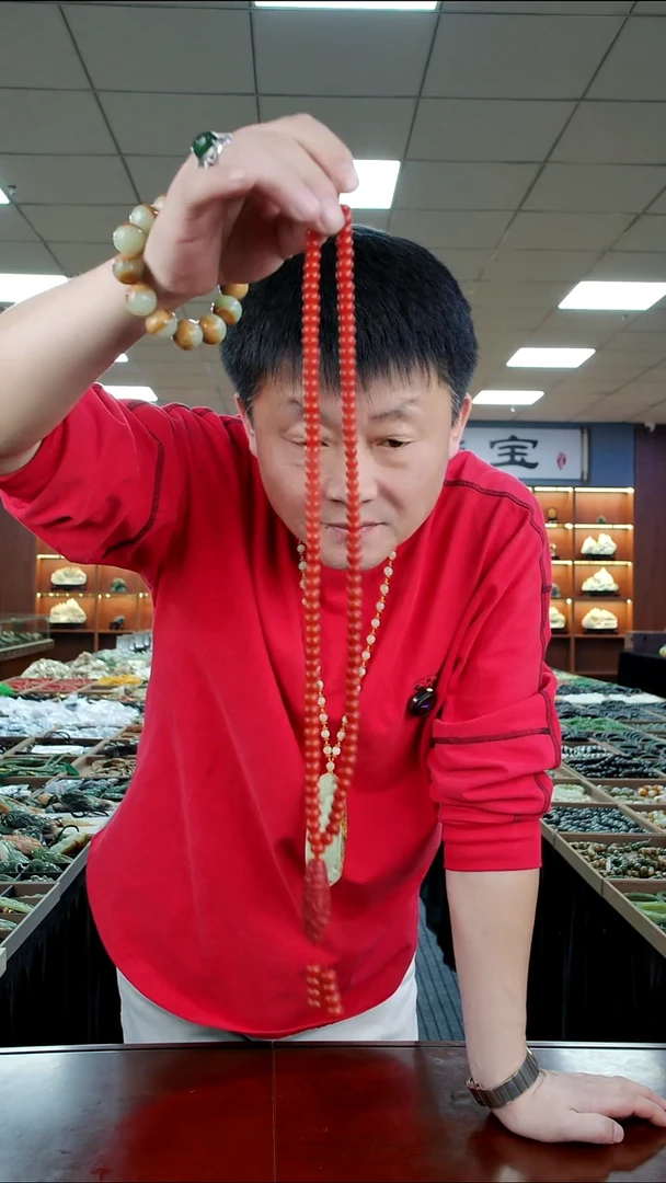 颈饰未镶嵌南红玛瑙多样是发货随机发一