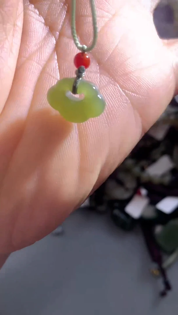 和田玉未镶嵌颈饰多样性发货   拍一发一