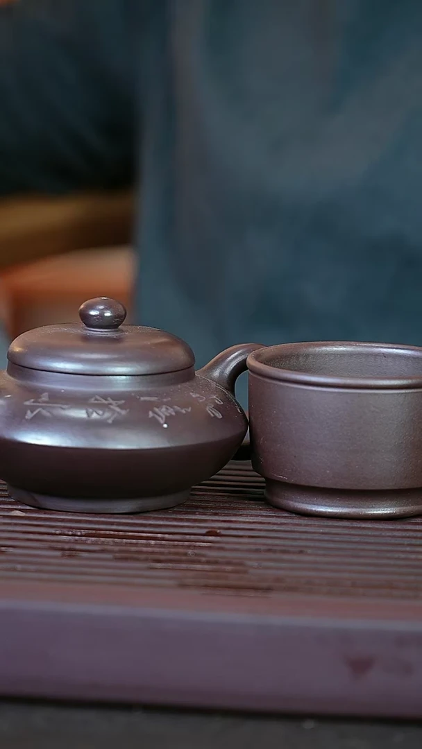 两件天青@@ch04084