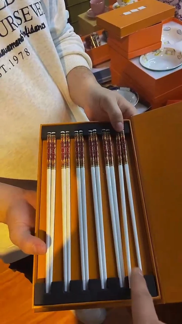 【闪购商品】鸿辉家品牌瓷器，京东包邮！