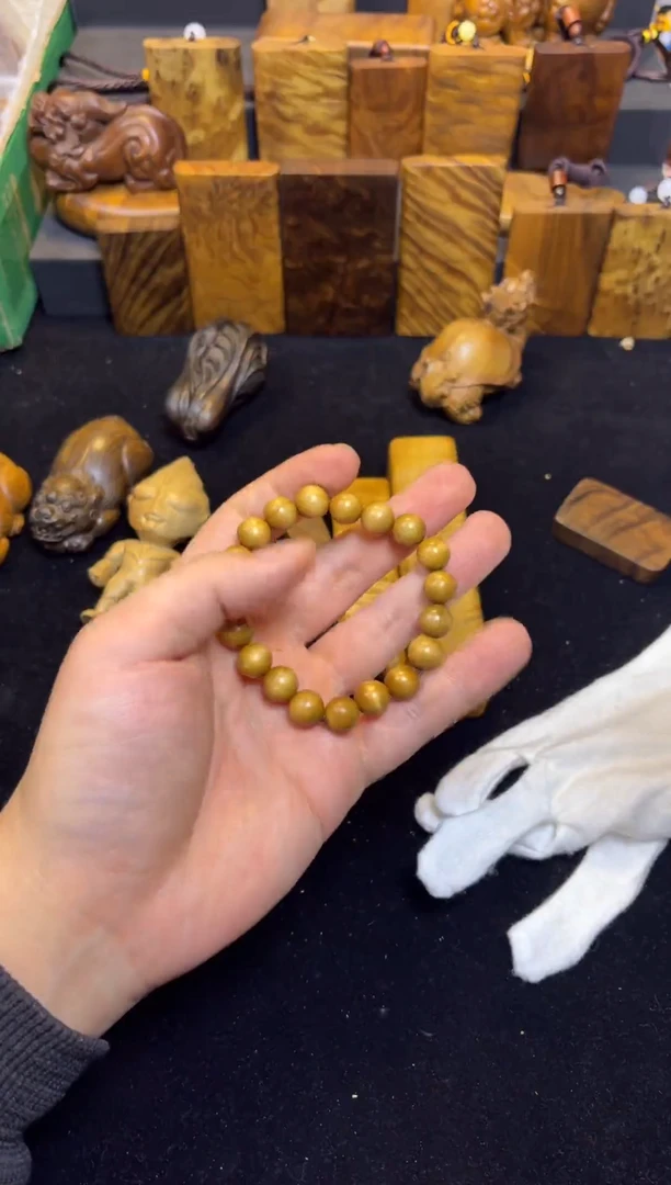 【闪购商品】楠木（金丝楠）其他1.0手串219