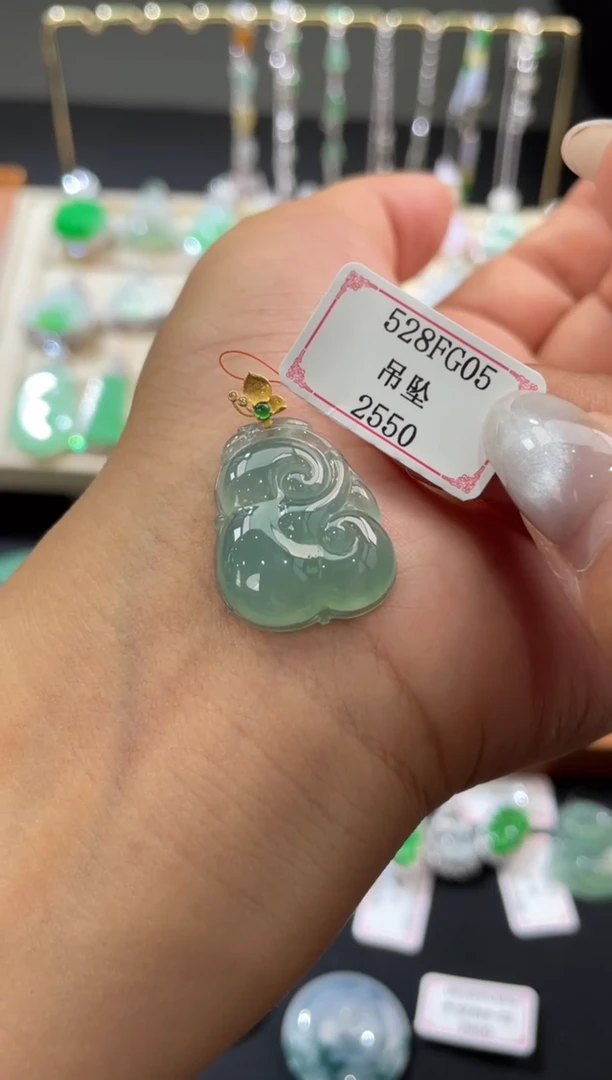 翡翠挂件18K金镶嵌528FG05