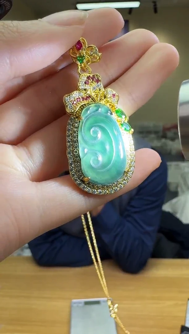 颈饰未镶嵌翡翠多样性发一件 526